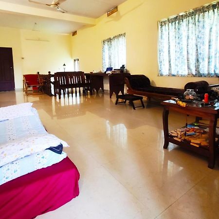Happy Buddha Homestay Varkala Exterior foto