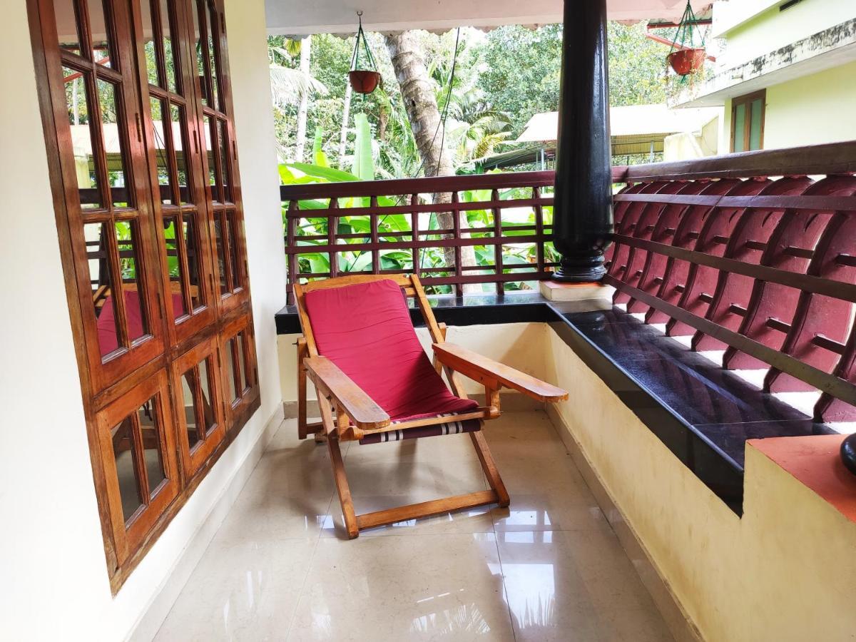 Happy Buddha Homestay Varkala Exterior foto